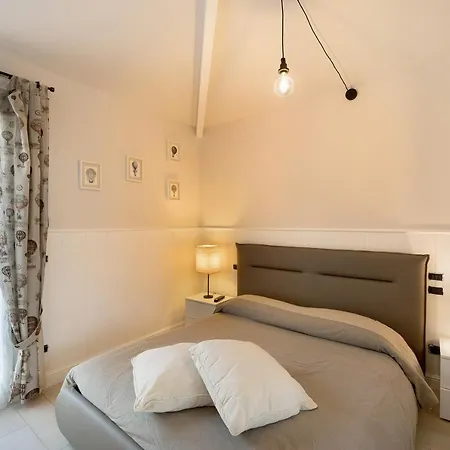 公寓 Casa Girasole 600 Mt Dal Mare 因佩里亚