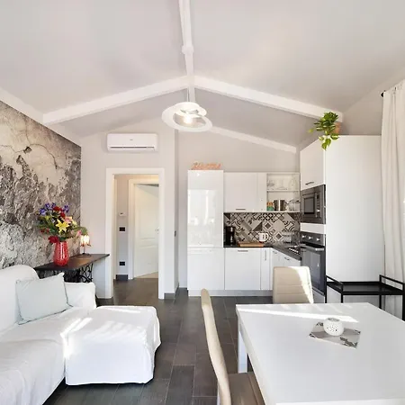 公寓 Casa Girasole 600 Mt Dal Mare 因佩里亚